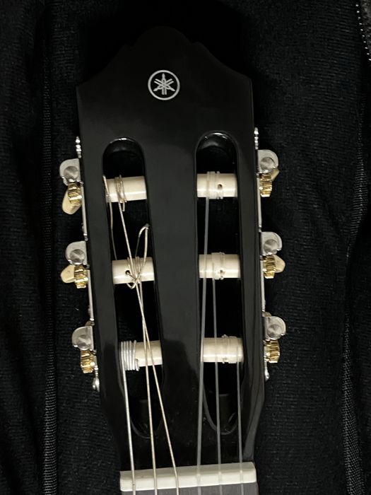 Guitarra classica yamaha c40 preta com afinador yamaha