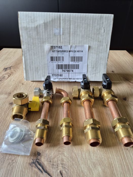 Zestaw przyłączeniowy kotła gazowego 2F DeDietrich