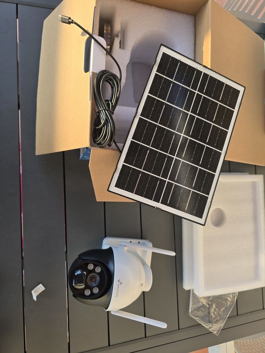 Câmara Exterior 4G Motorizada Nivian 2K – Com Painel Solar e Bateria
