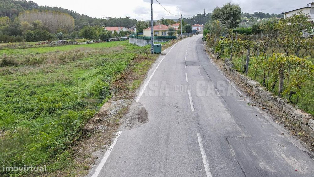 Terreno p/ construção em Cavernães