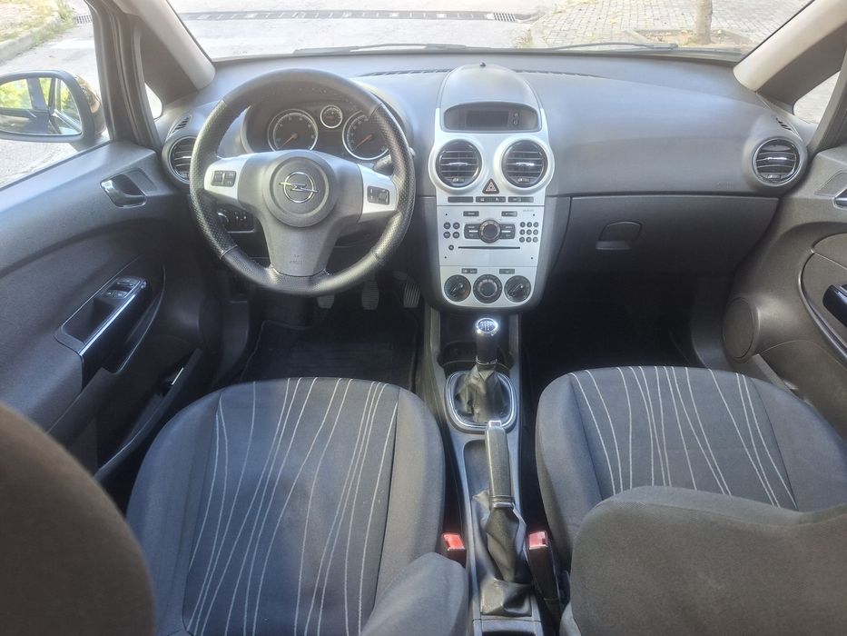 Opel Corsa D 160.000km 1.3cdti