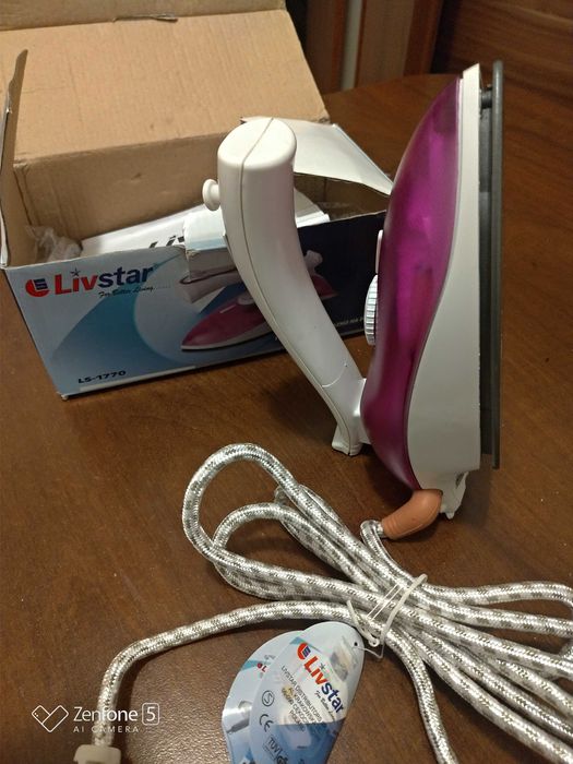 Żelazko turystyczne na parę