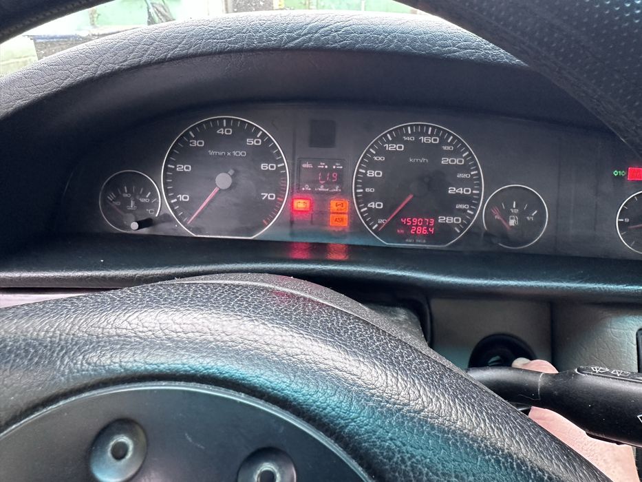 Audi a6c4 универсал