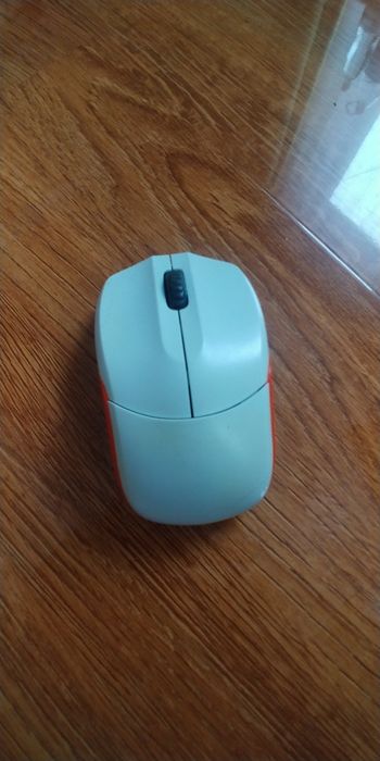 Біла миша RAPOO 1190 на батарейці АА