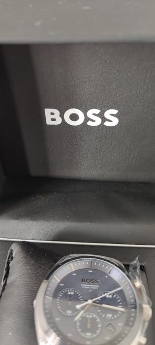 Relógio Boss novo