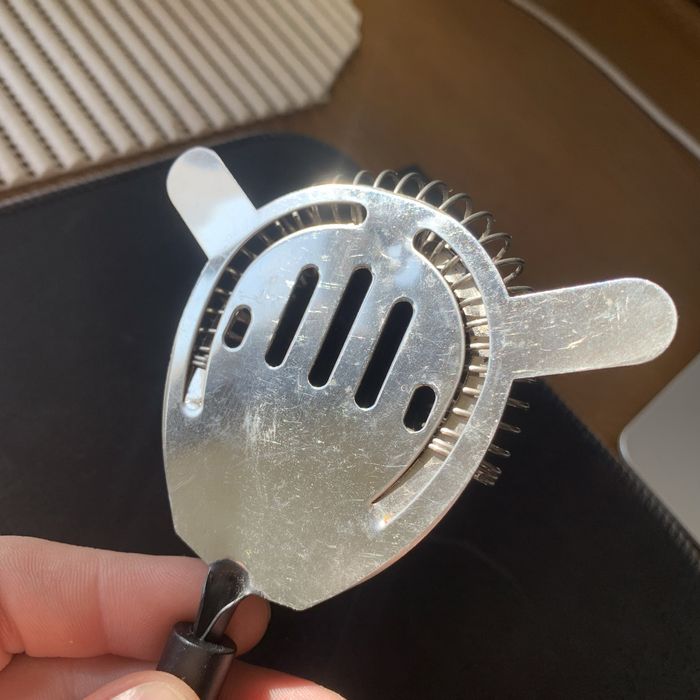 Стрейнер з металевою ручкою для коктейлів бару