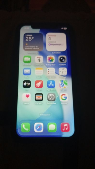Vendo iPhone 11 bateria a 76