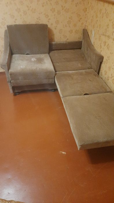 Диван раскладной.