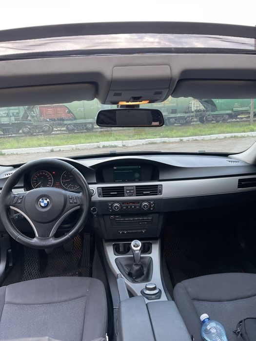 Продаю Bmw e91 320i