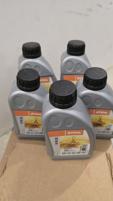 Масло для чотиритактних двигунів Stihl HD 10W-30 500 мл