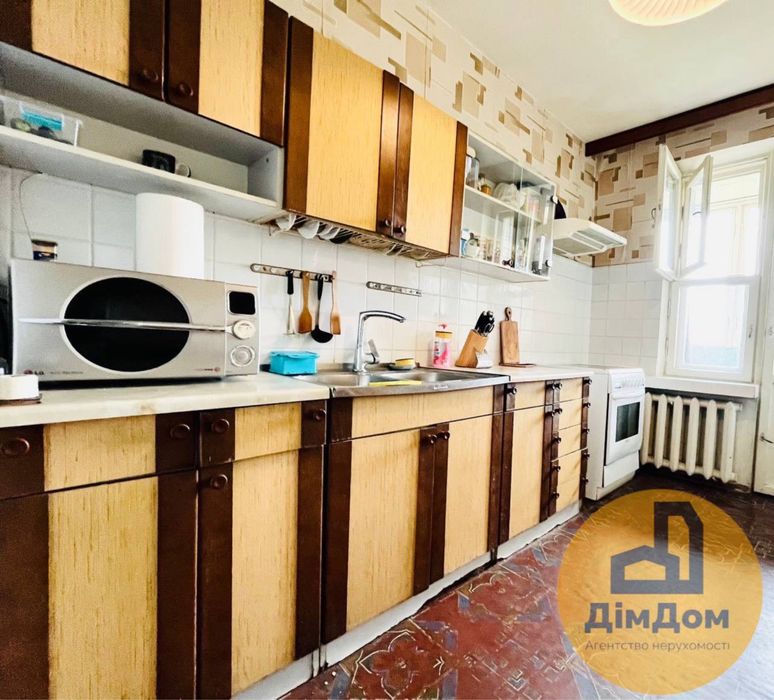 Оренда окремої кімнати біля метро Печерська, вул. Старонаводницька, 6