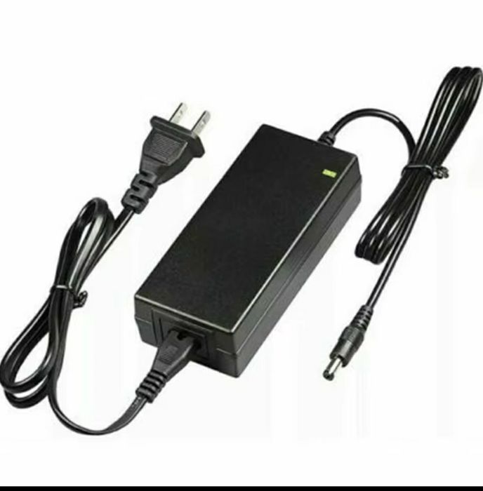 Carregador para trotinete até 42V