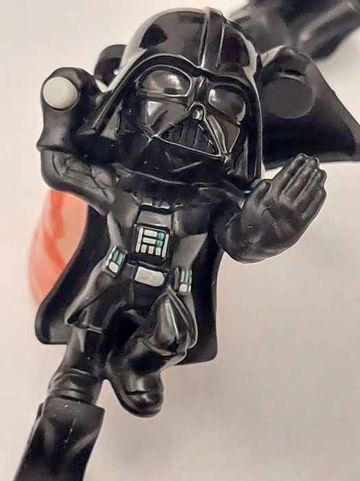 Zestaw figurki Star Wars Kinder Joy – Darth Vader & Kylo Ren
