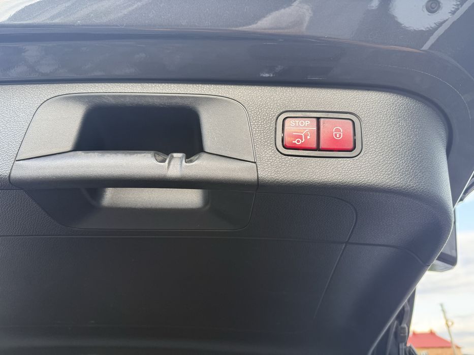 Mercedes-Benz EQC 2020 N293 400 AT (408 к.c.) 80 kWh 4Matic AMG-Line