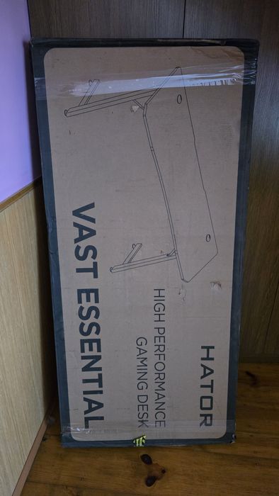 Стіл hator vast essential