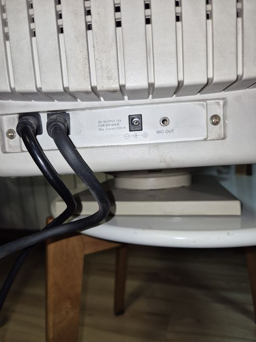 Monitor do retro pc  1998 vga /bez wypaleń! /czasy half-life starcraft