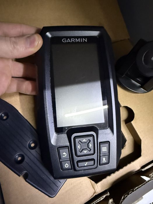 эхолота Garmin STRIKER