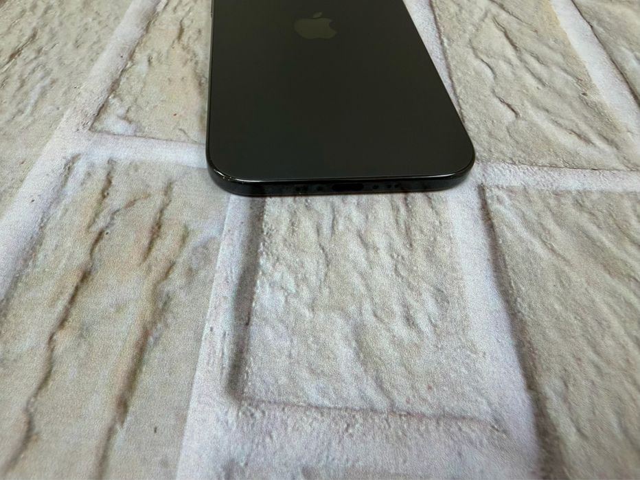 Iphone 17 Air 256gb neverlock Space Black 830$