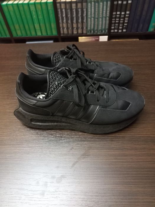 Кроссовки Adidas