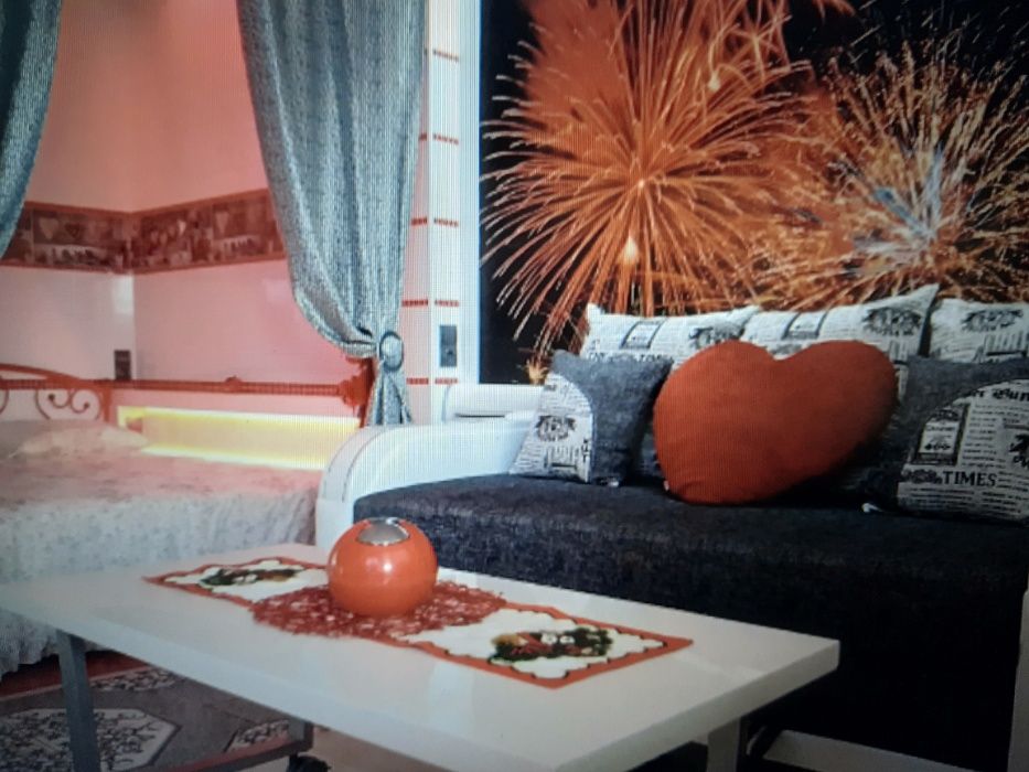 Студия "Любовь" с Джакузи, камином и диско освещением + ПОЧАСОВО!