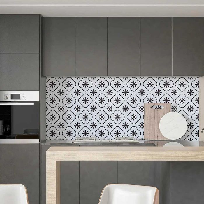 Самоклеюча вінілова плитка 600х600