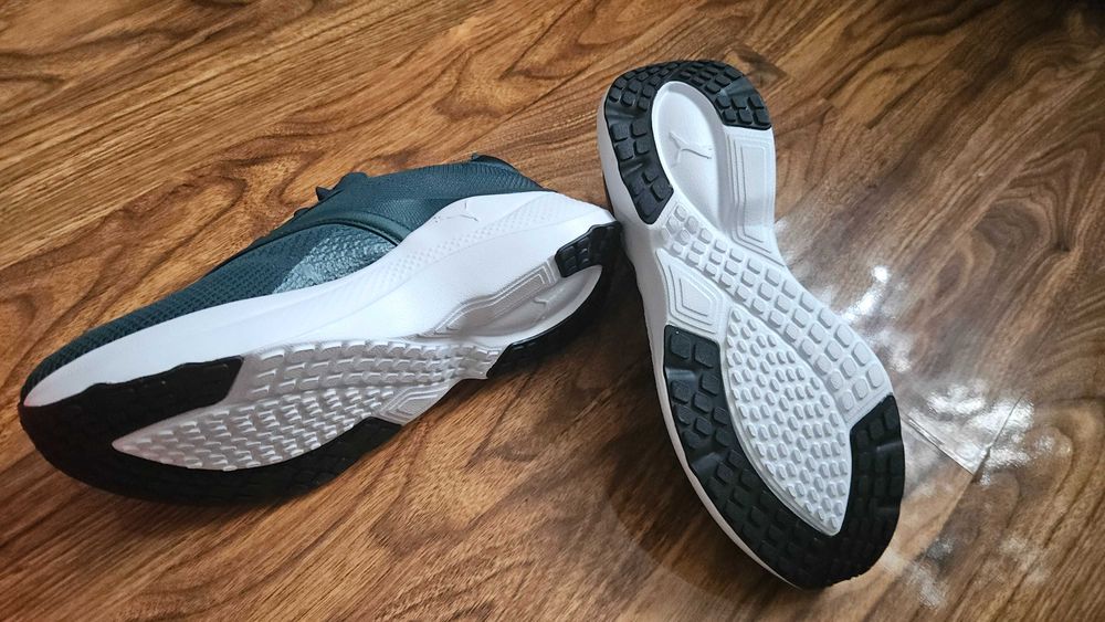 Нові літні кросівки Puma 40 р
