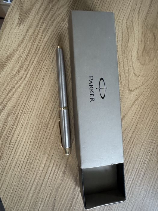 Ручка Parker перьевая