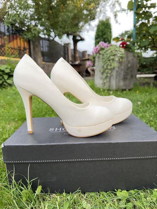 Мешти білі muse зручні