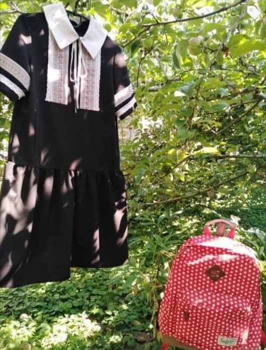 Сукня святкова літня шкільна.