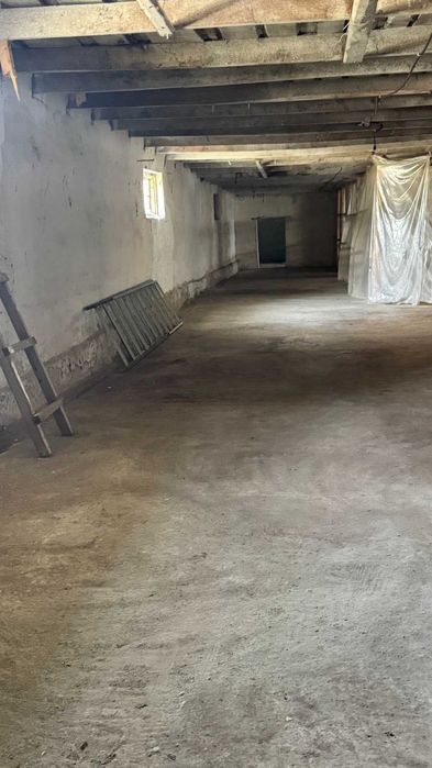 (5) Продаж приміщення під склад 1122