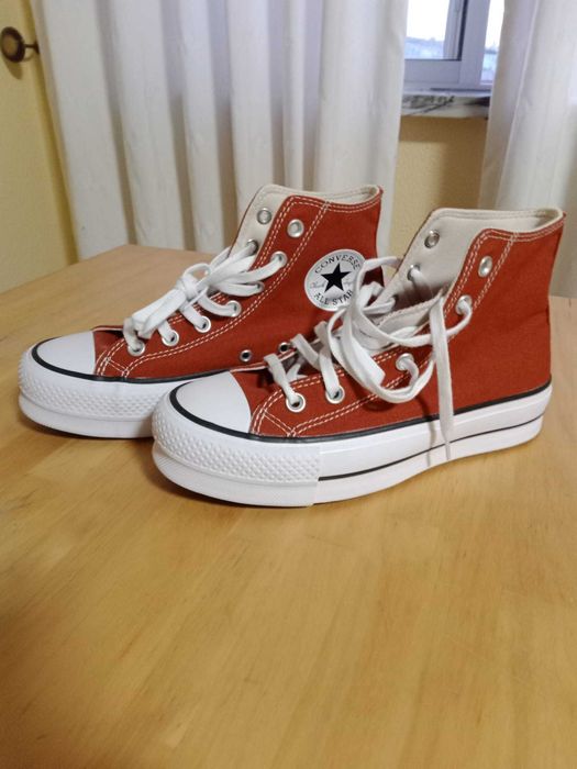 Converse Chuck Taylor NOVO