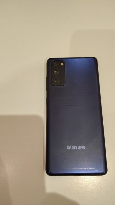 Телефон Samsung S20Fe 6/128 Gb