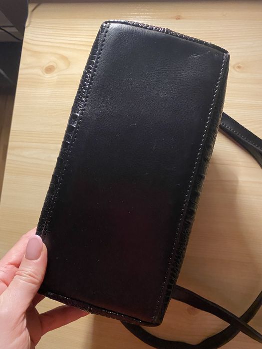 Сумочка шкіряна кроко, чорна 25*19 см