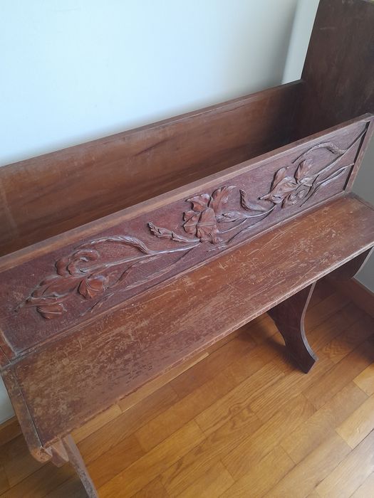 Floreira antiga em madeira .