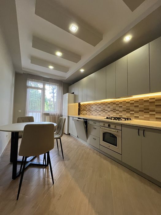 Продаж 2-кімнатної квартири вул. Тернопільська 21 а ( новобудова)