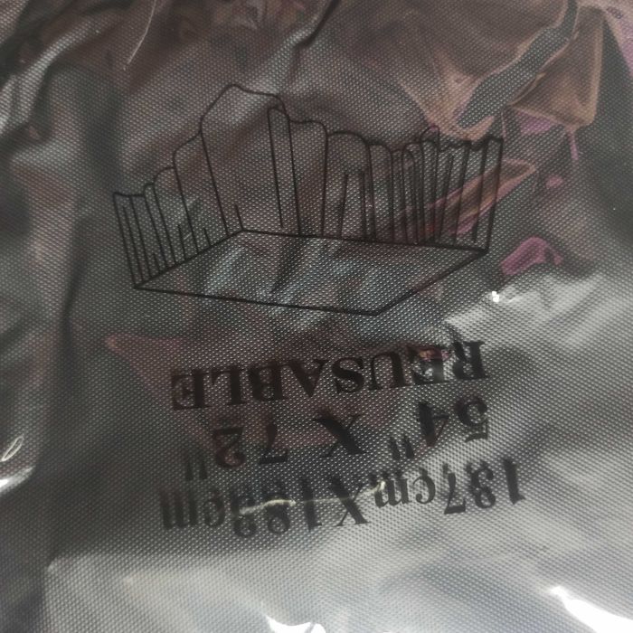 Obrus 137x183 czarny jednorazowy na imprezę