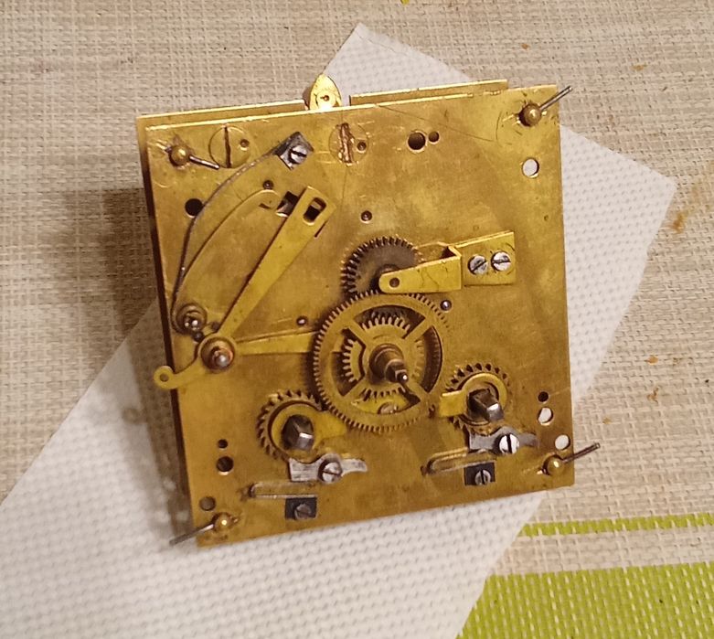 Механизм настенных часов Шленкер и Кинсле Кинсле