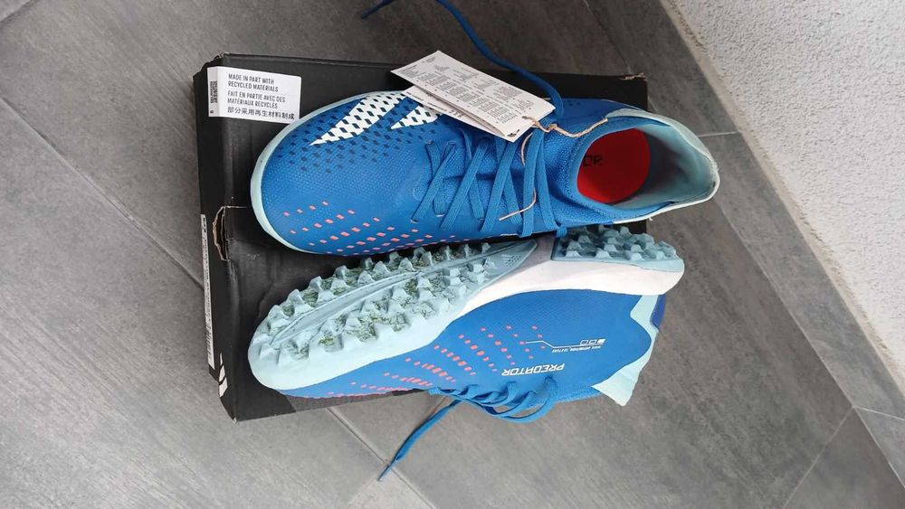 Футбольні буци PREDATOR Accuracy.3 Turf розмір 42 2/3