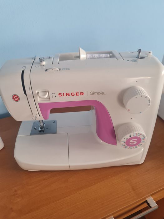 MASZYNA  Singer 3223