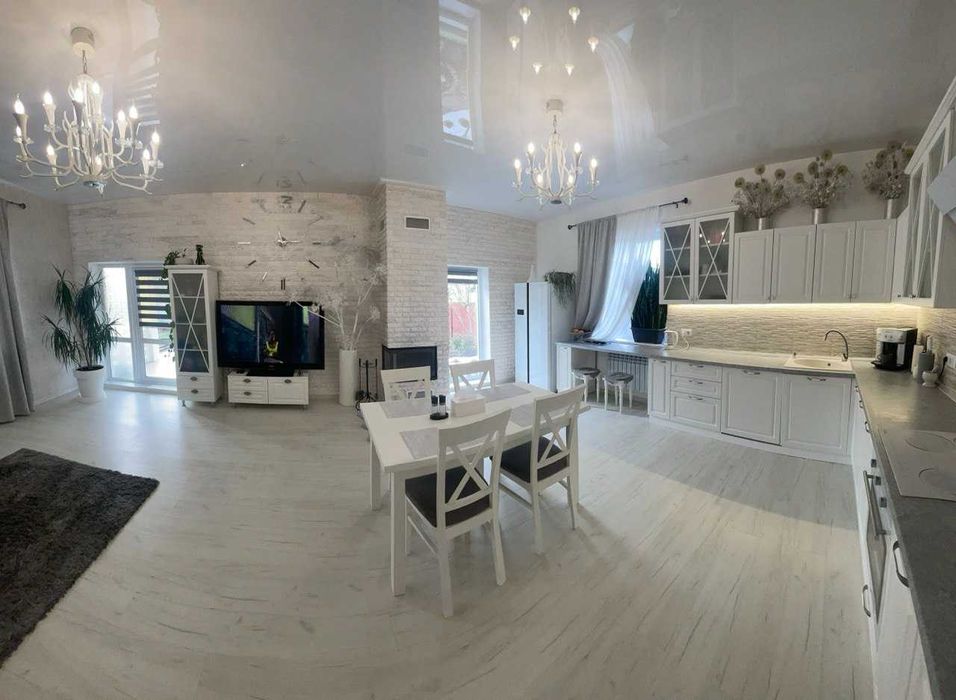 Продаж дому з якісним ремонтом 140 м2 Мархалівка