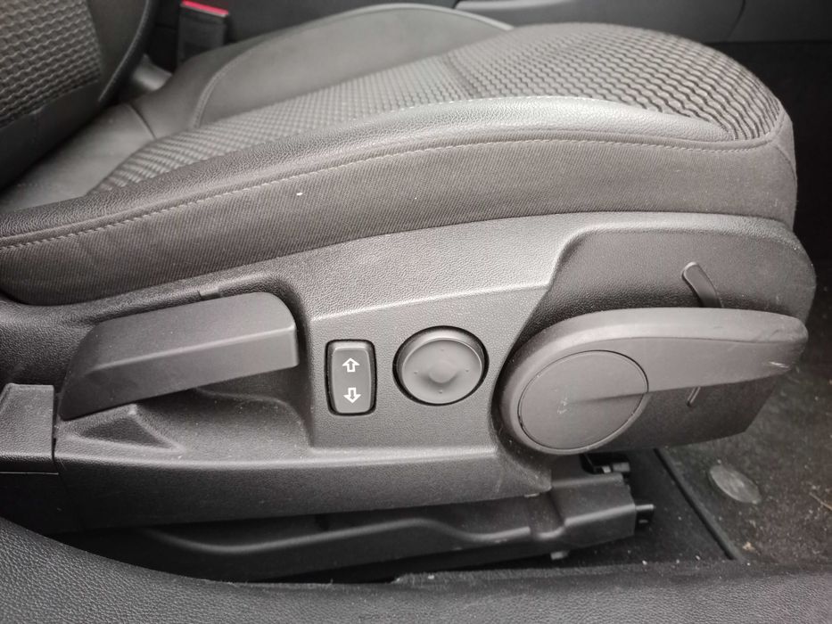 Opel Insignia 2015р   Дв-2,0 (163к.c.) Діз. КПП-мех-6.
