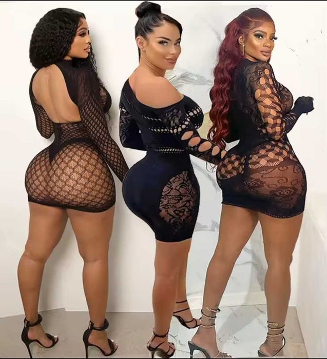 seksowna plus size przezroczysta sukienka z odkrytymi ramionami Babydo