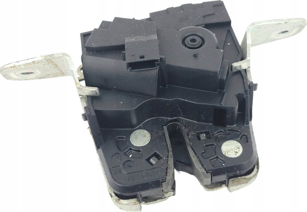 Mercedes w204 zamek klapy bagażnika a2047400435