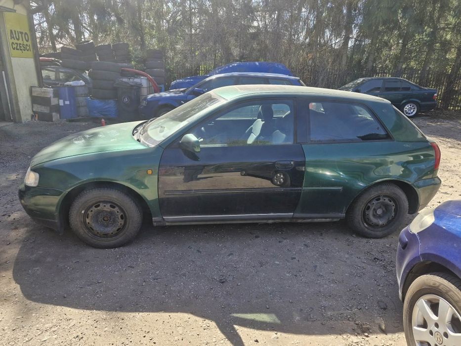 Audi a3 1.6 na czesci