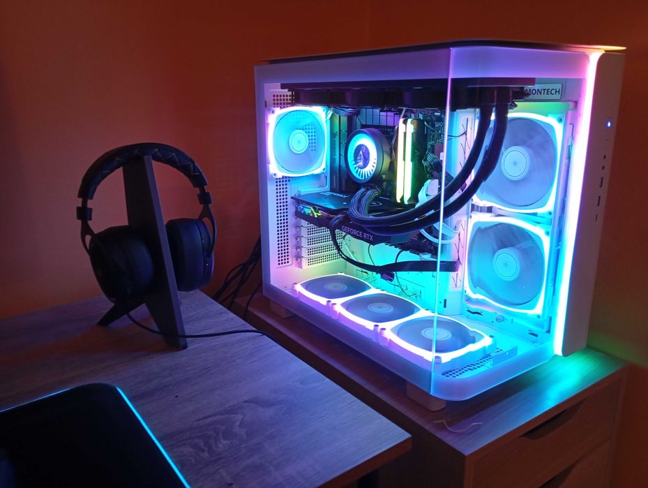 PC Gaming i5, 16gb, 4060 X, RGB