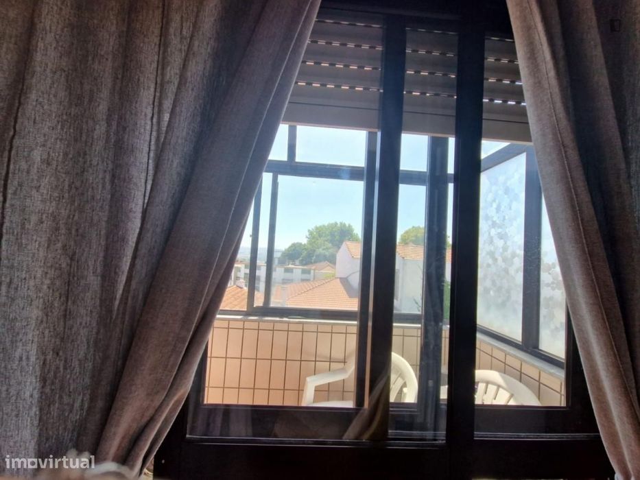Quarto - localizado em Bonfim Porto