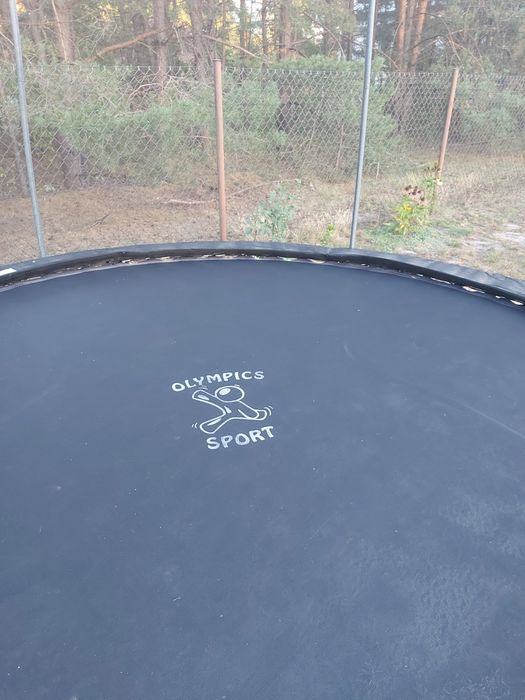 Trampolina ogrodowa używana