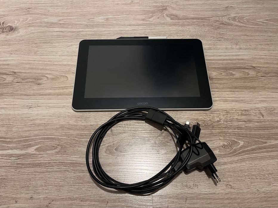 Tablet Wacom one 13
