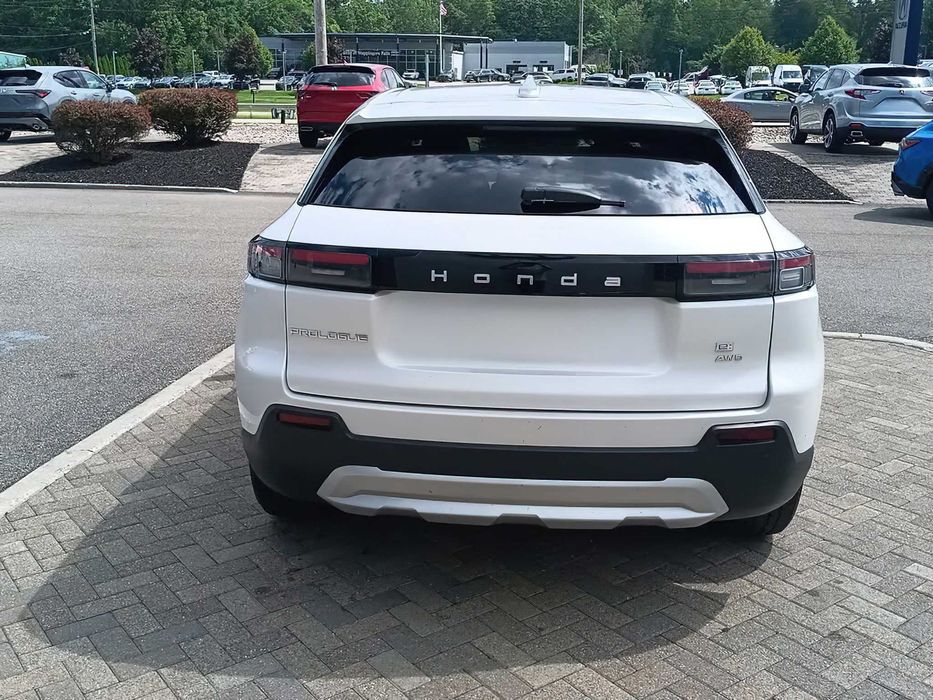 Honda Prologue      2024