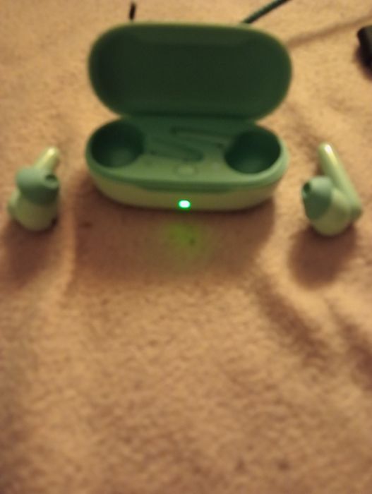 Auriculares Huawei FreeBuds SE 2 na cor azul.